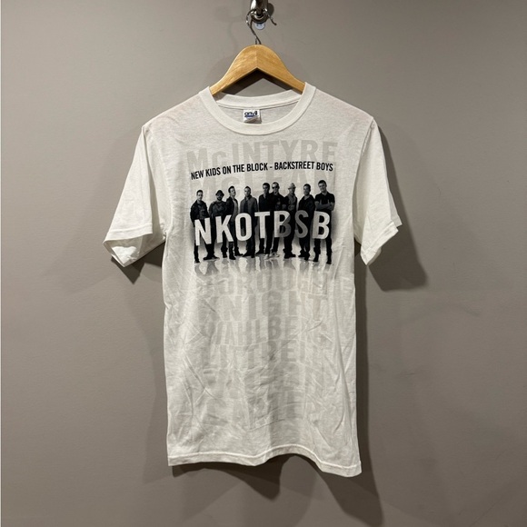 Backstreet Boys & New Kids On The Block NKOTB Tour Concert T-Shirt - Picture 1 of 6